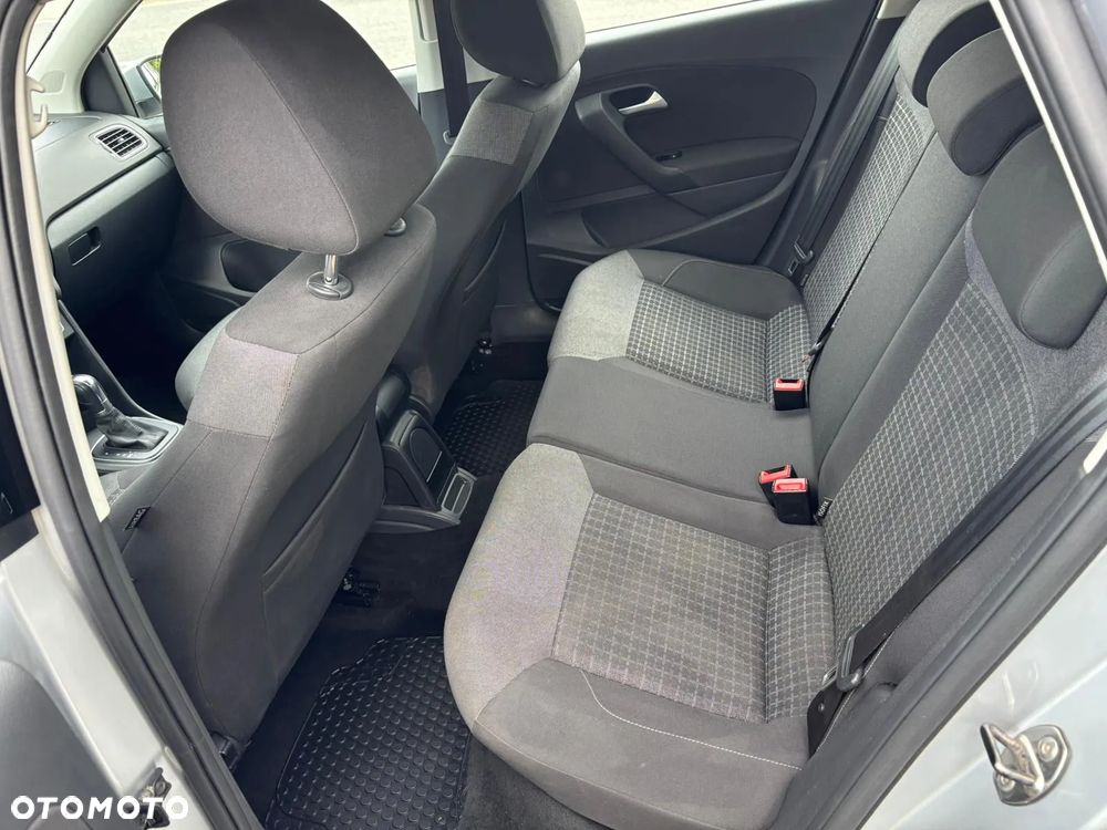 Volkswagen Polo 1.2 TSI BMT Comfortline DSG - 9