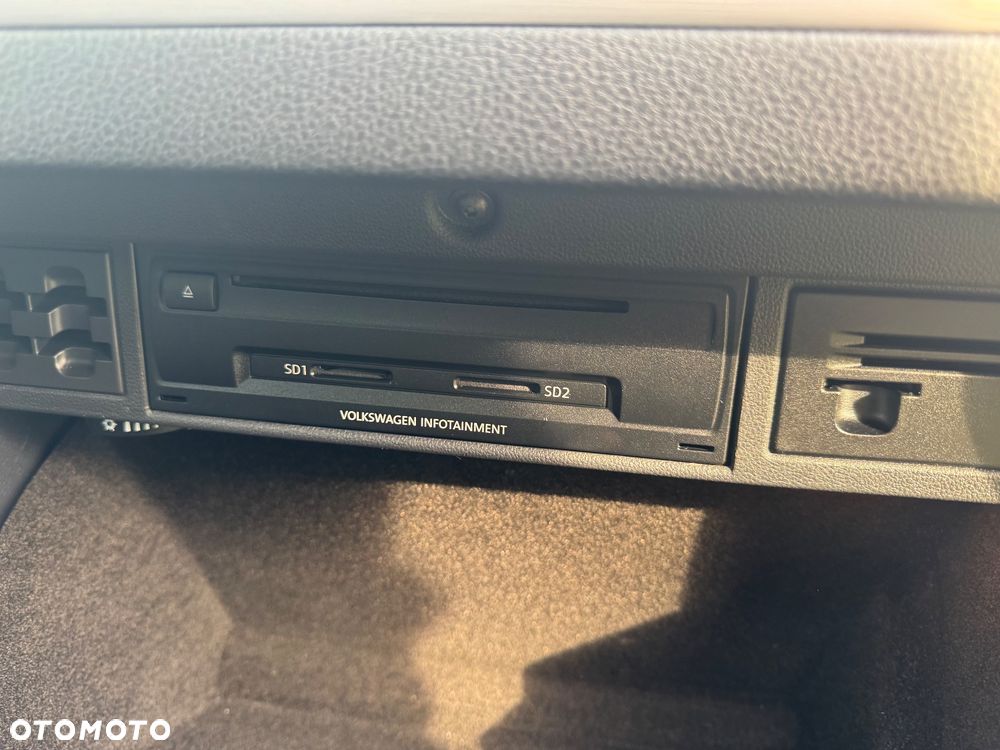Volkswagen Golf - 29
