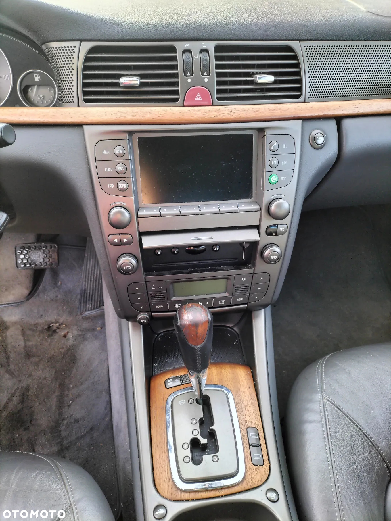 KLAPA BAGAŻNIKA BLENDA LANCIA THESIS 01-09r 2.4 JTD - 11