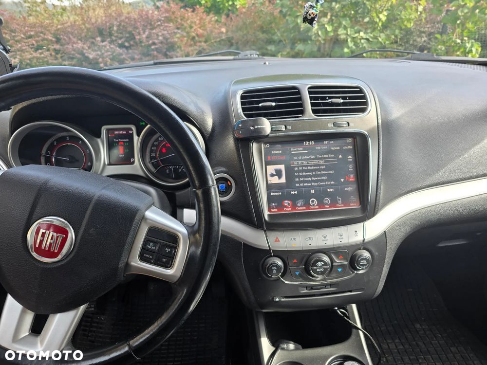 Fiat Freemont 2.0 Multijet 16V DPF Automatik Allrad Lounge - 11