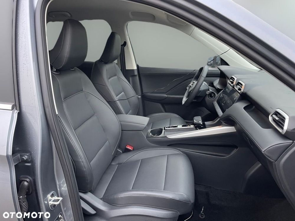 MG ZS 1.5 HEV+ Exclusive - 12