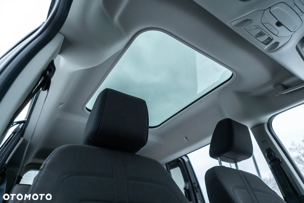 Ford Tourneo Connect - 31