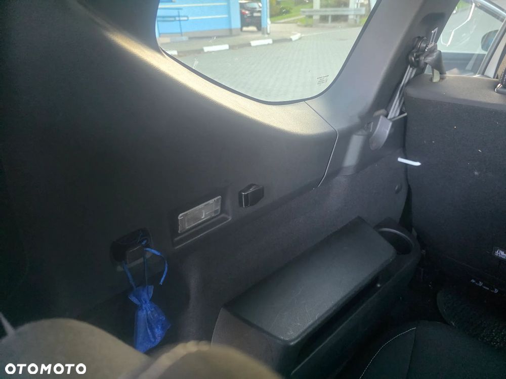 Dacia Jogger 1.0 TCe Expression 7os - 16