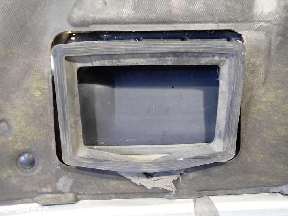 MASKA TOYOTA RAV4 II LIFT - 18