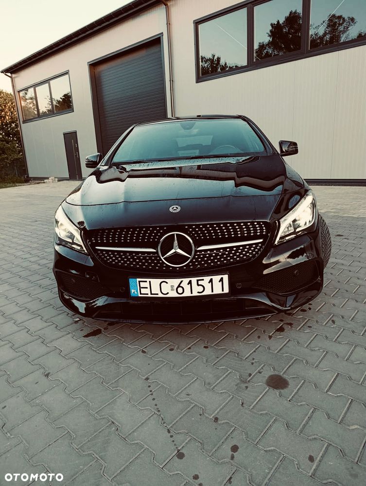Mercedes-Benz CLA 180 7G-DCT AMG Line - 22