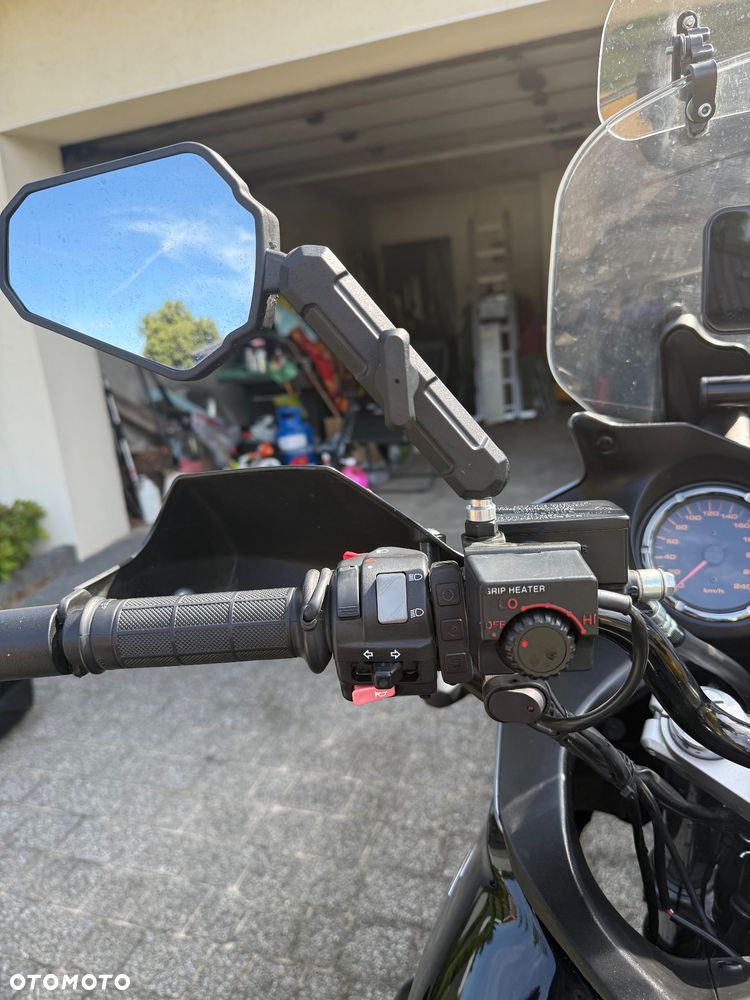 Suzuki V-STROM - 8