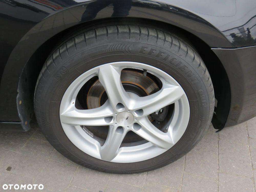 Volkswagen Golf 1.6 TDI BlueMotion Technology Trendline - 38