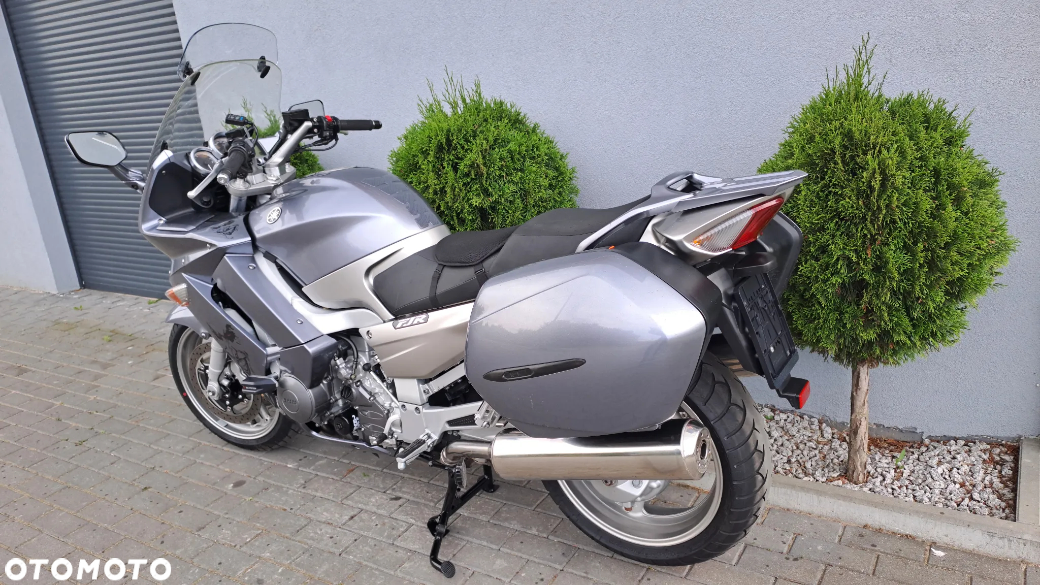 Yamaha FJR - 33