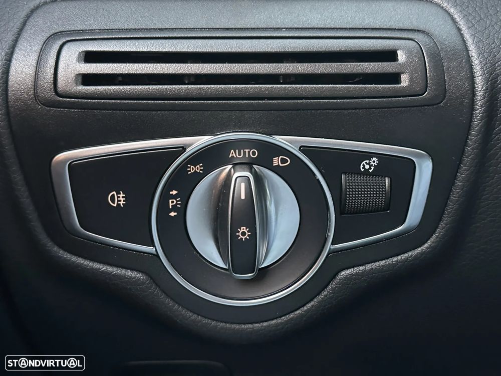 Mercedes-Benz GLC 300 de 4Matic 9G-TRONIC AMG Line - 19