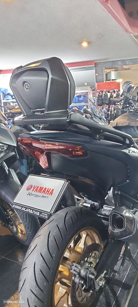 Yamaha TMAX Tech Max - 5