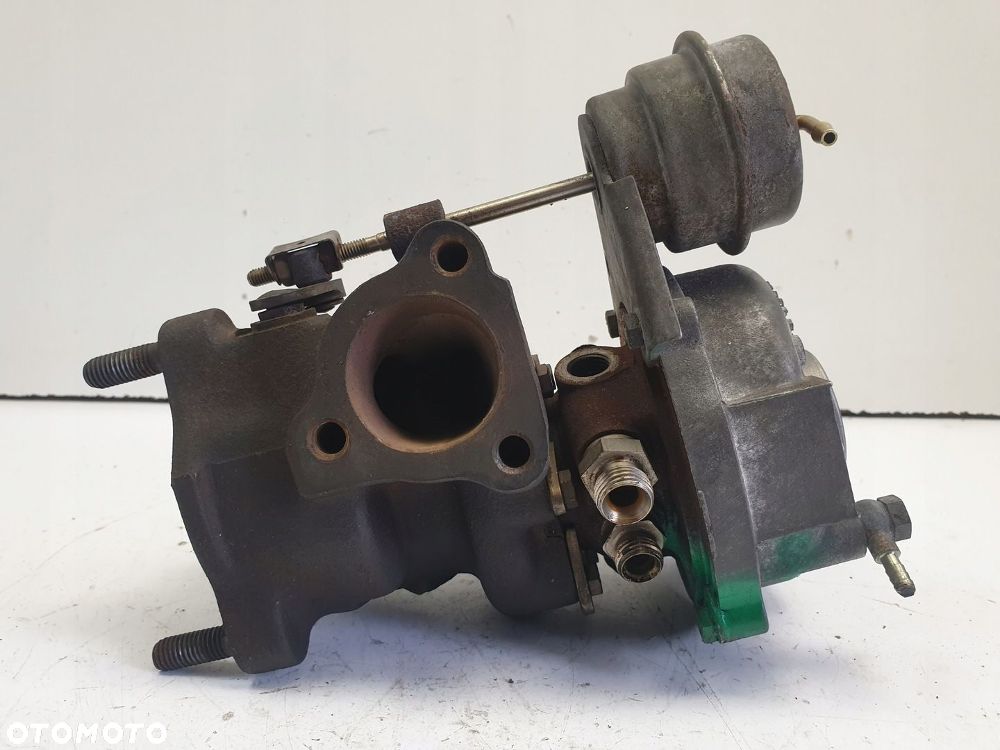 Audi A4 B6 1.8 T TURBOSPRĘŻARKA 058145703J - 4