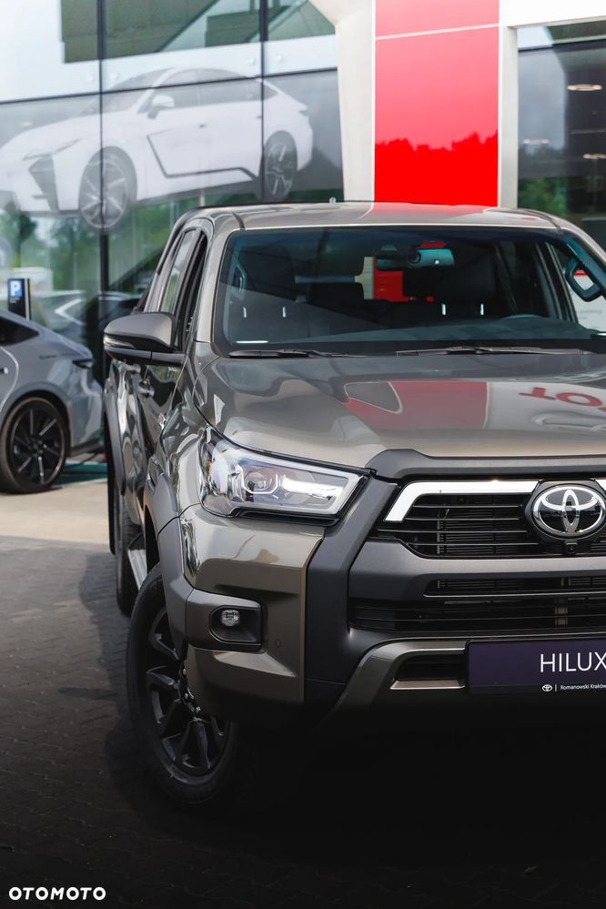 Toyota Hilux 2.8 D-4D Double Cab Invincible 4x4 - 4