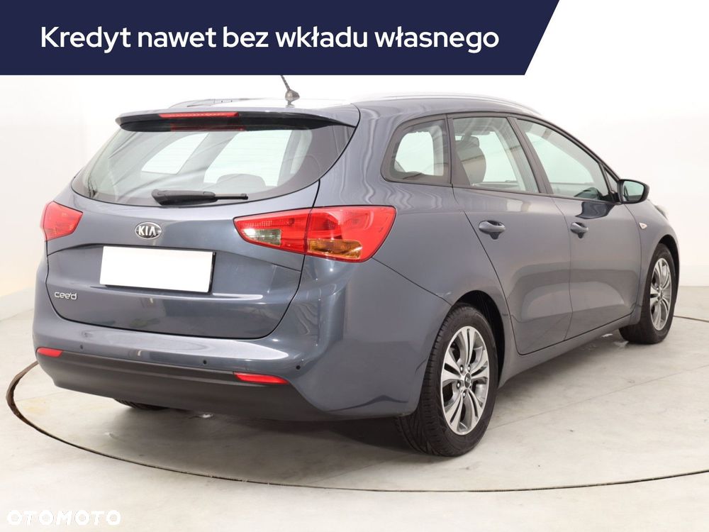 Kia Ceed - 7