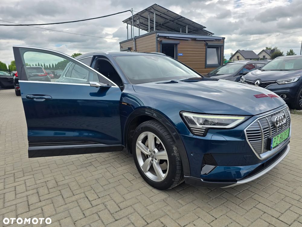 Audi e-tron - 22
