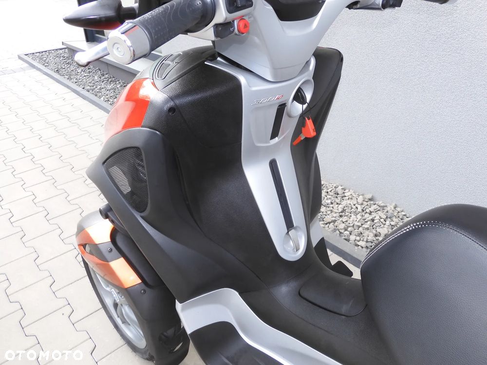 Piaggio MP-3 - 35