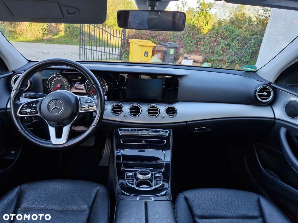 Mercedes-Benz Klasa E 200 d Business Edition - 11