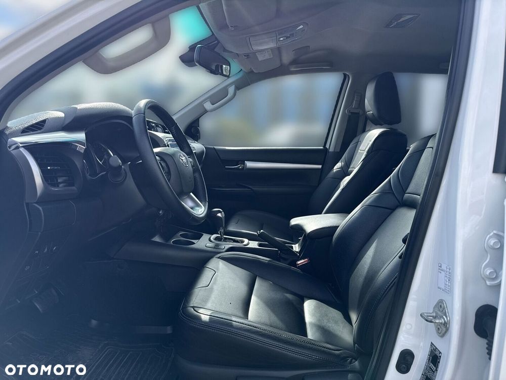 Toyota Hilux 2.8 D-4D Double Cab SR5 4x4 - 9