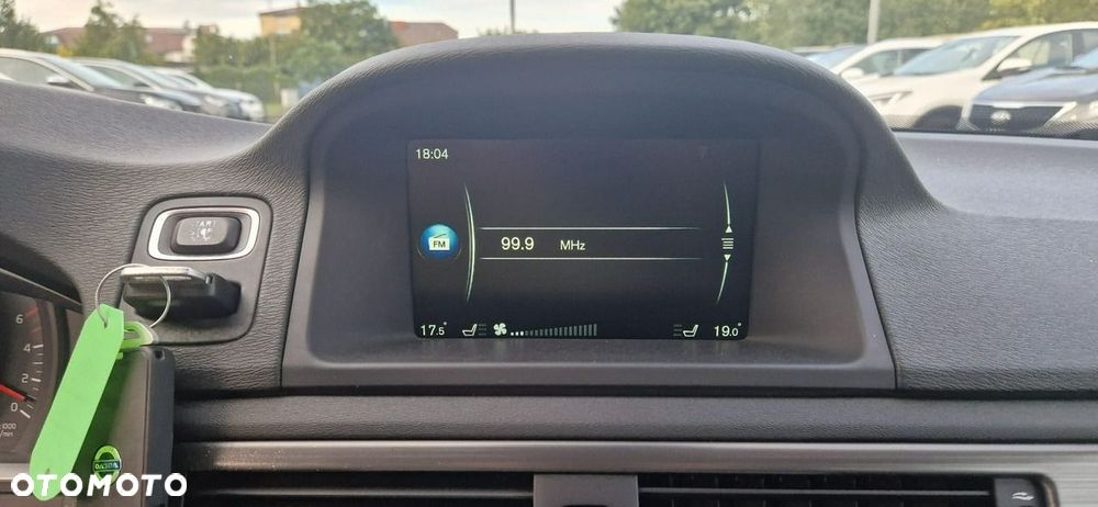 Volvo V70 D2 Drive-E Momentum - 34