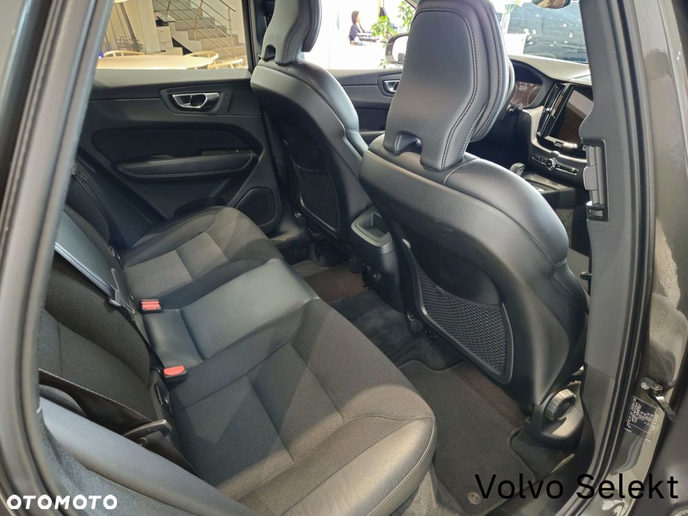 Volvo XC 60 - 30