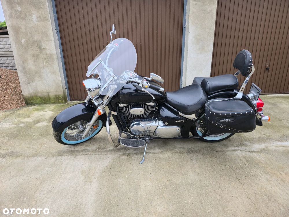 Suzuki VL 800 Volusia - Boulevard C50 - 4