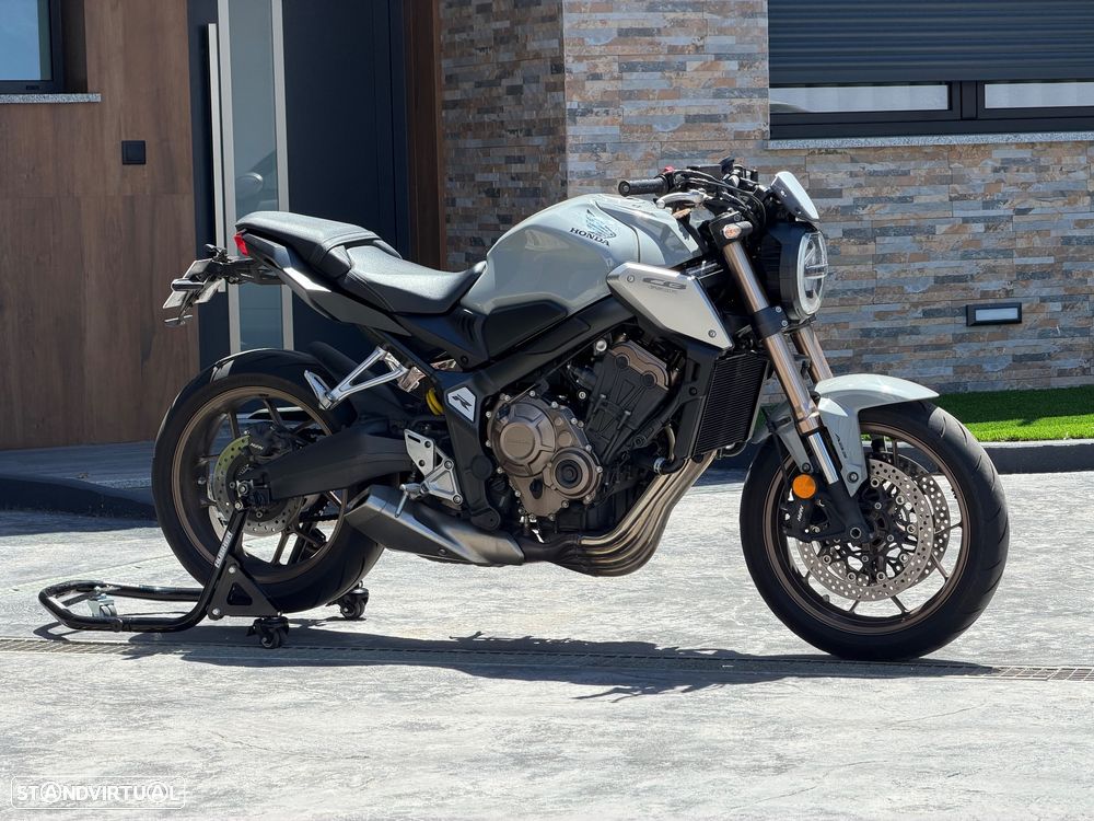 Honda CB R - 4