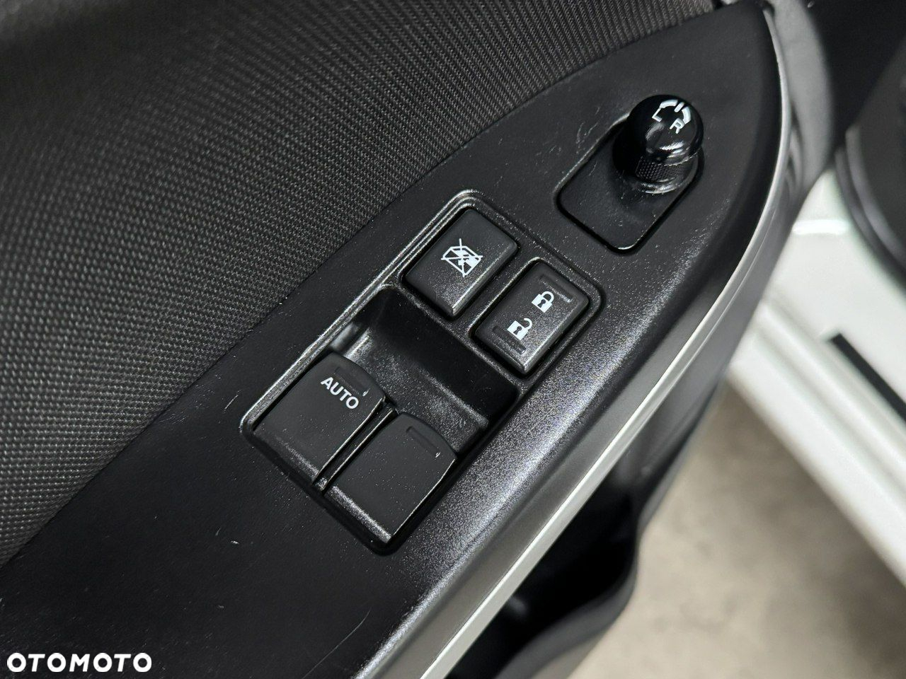 Suzuki Baleno - 28
