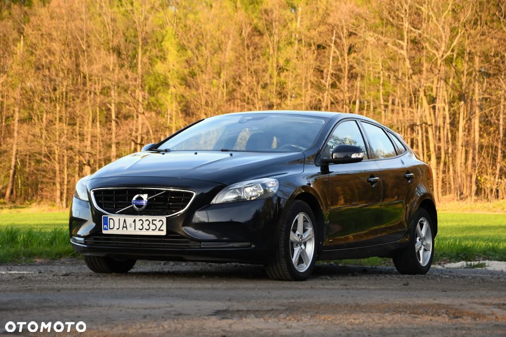 Volvo V40 D4 Momentum - 3