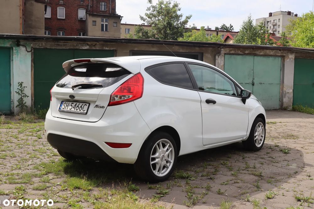 Ford Fiesta 1.25 Ambiente - 1