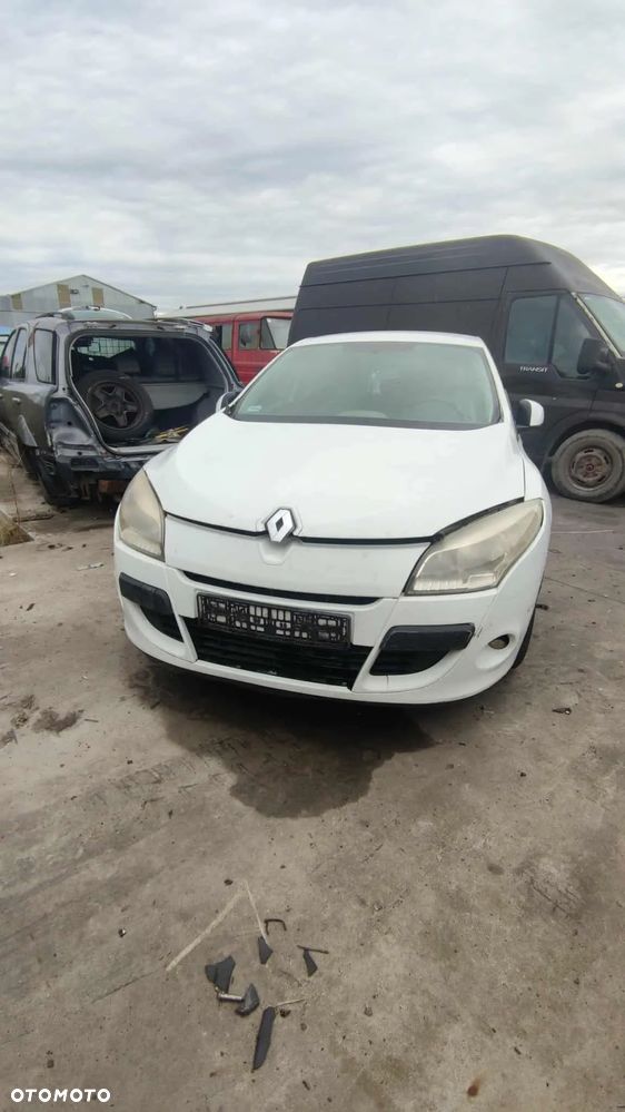 RENAULT MEGANE III liftback 2009 1.5 dCi 106 KM K9K 832