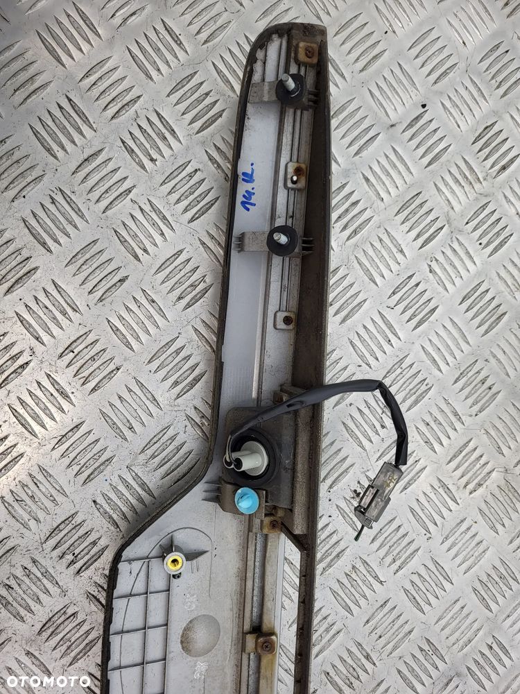 Kia Sportage II Blenda Klapy Bagażnika - 7