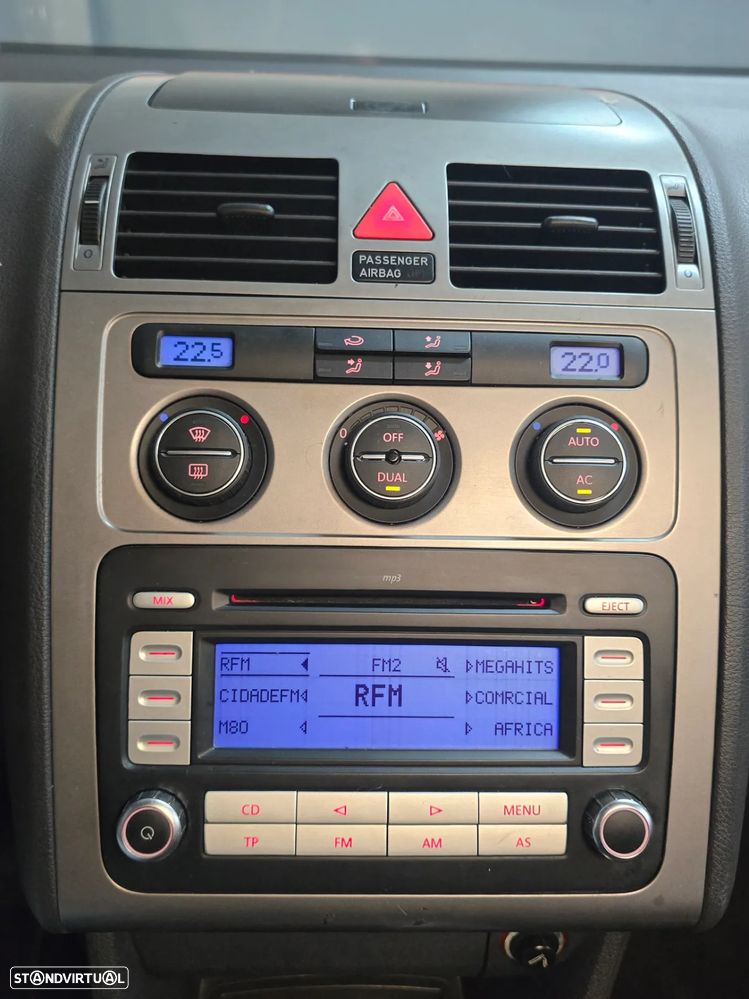 VW Touran 1.9 TDi Highline DSG 7V 7L - 19