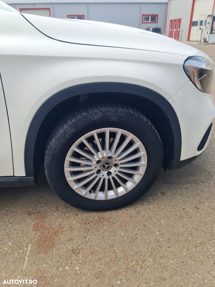 Mercedes-Benz GLA 200 d 4MATIC Aut. - 13