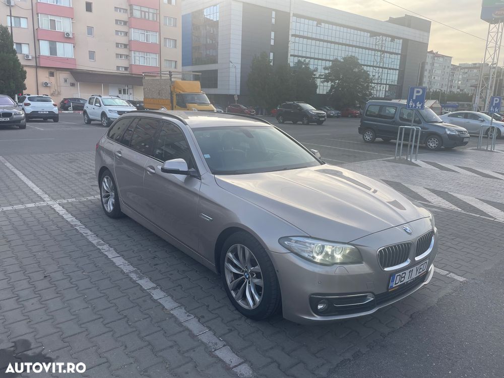 BMW Seria 5 520d Touring Aut. Luxury Line - 14