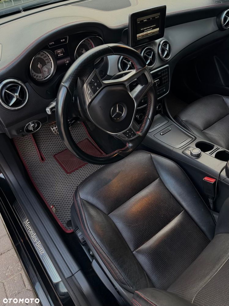 Mercedes-Benz CLA 250 4-Matic - 9