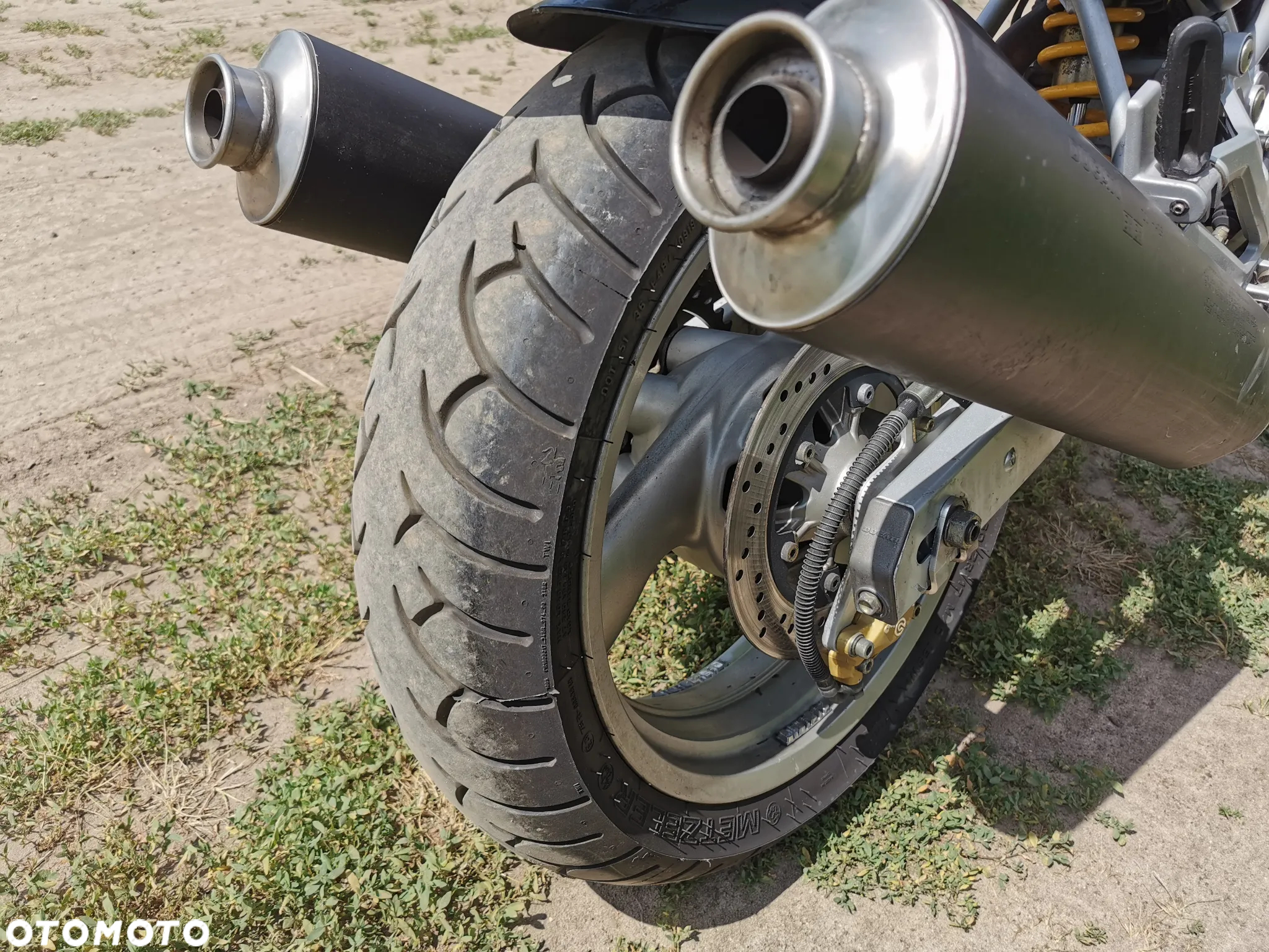 Ducati Monster - 8