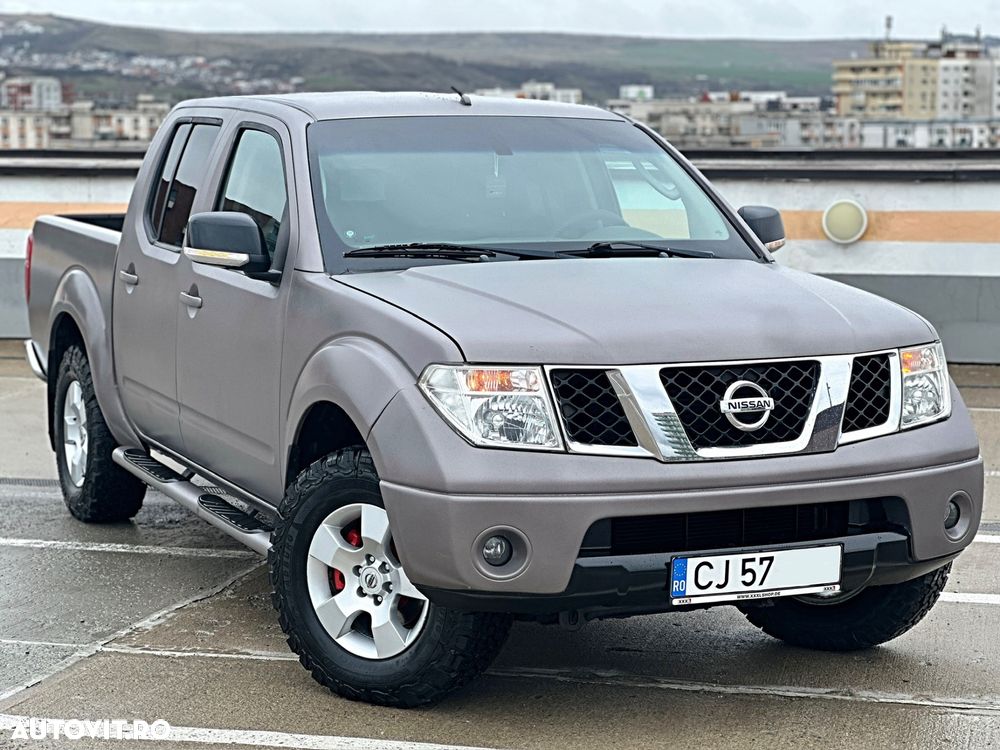 Nissan Navara 2.5 dCi Double Cab LE - 1