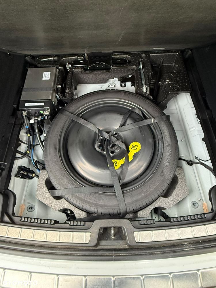Volvo XC 60 B5 B AWD Ultimate Bright - 9