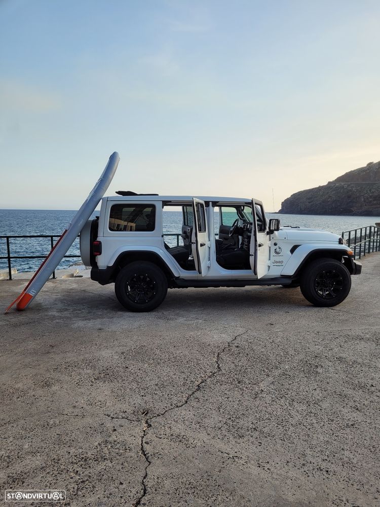 Jeep Wrangler Unlimited 3.8 Auto Sahara - 5