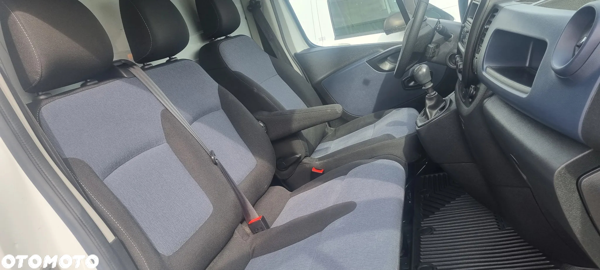 Renault Trafic - 22