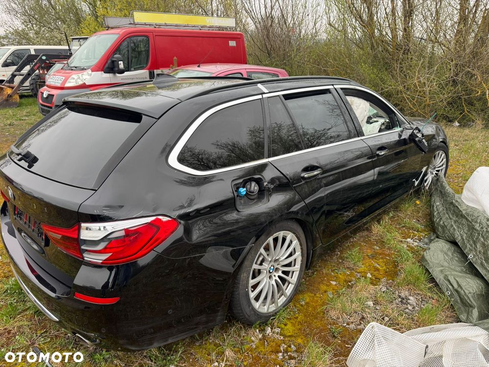 BMW Seria 5 530d xDrive Sport Line - 11