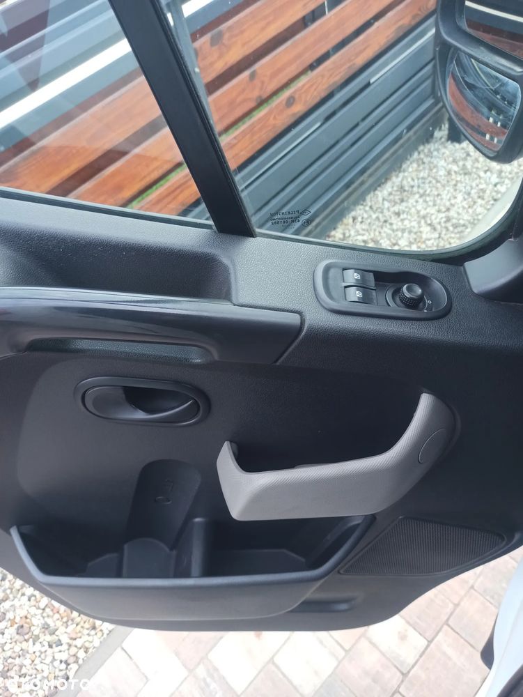 Renault Master - 17