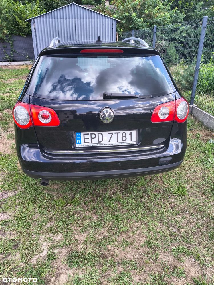 Volkswagen Passat 1.6 Sportline - 3