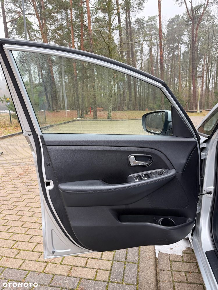 Kia Carens 1.7 CRDi Vision - 20