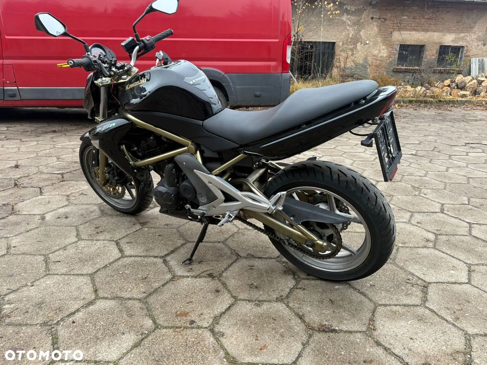 Kawasaki ER - 4