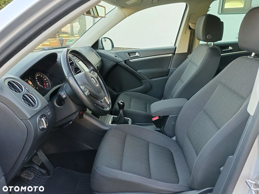 Volkswagen Tiguan 2.0 TDI SCR 4Motion (BlueMotion Tech) Comfortline - 10