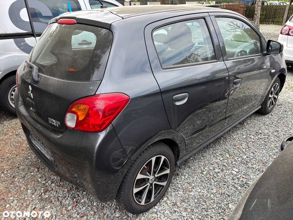 Mitsubishi Space Star - 4