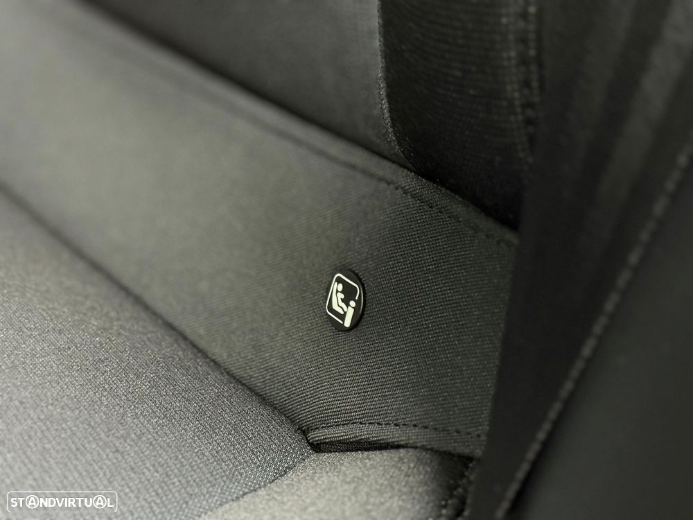 MG MG4 64 kWh Luxury - 13