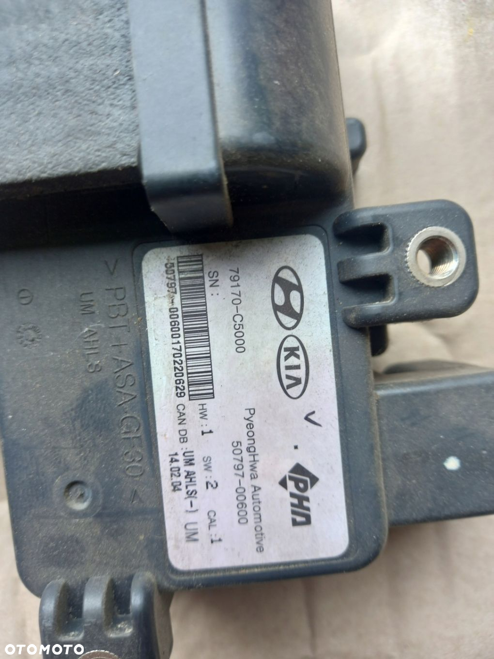 CZUJNIK OCHRONY PIESZYCH KIA SORENTO 3 III UM 15- - 2
