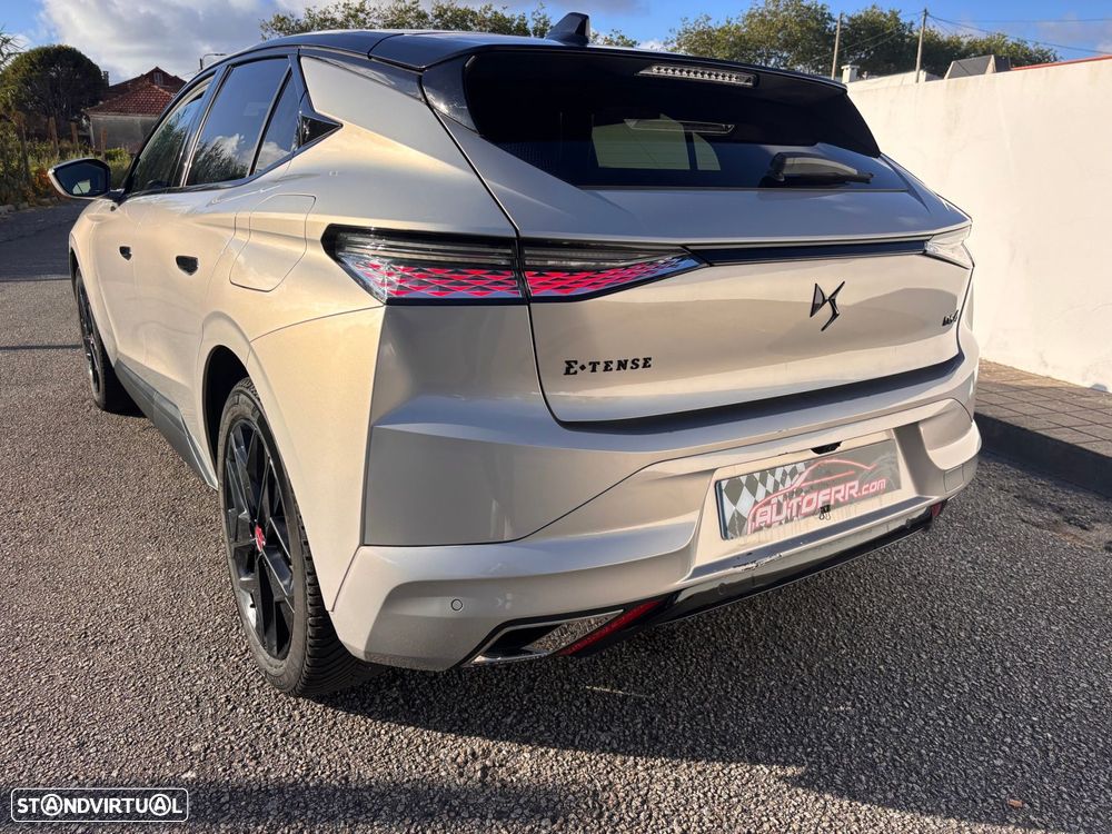 DS DS4 E-Tense Performance Line EAT8 - 12