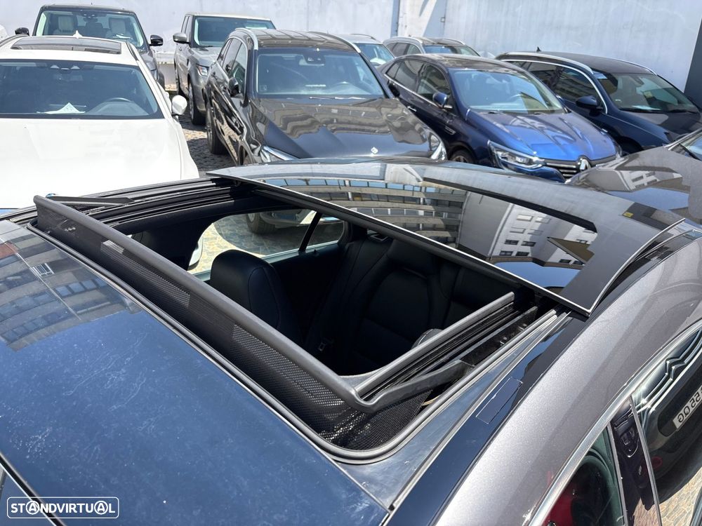 Mercedes-Benz CLA 220 d Shooting Brake AMG Line Aut. - 52